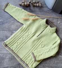 P013 Cabled Jumper with Contrast Trim PDF