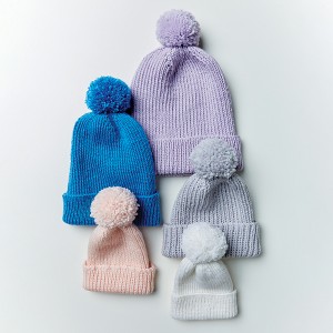PT 8572 - Ribbed Family Beanies in 4, 8 and 10 Ply PDF